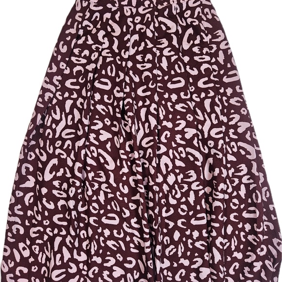 ModCloth Skirt Womens 2 Burgundy Pink Leopard Pleated Button Front A Line - Picture 2 of 7